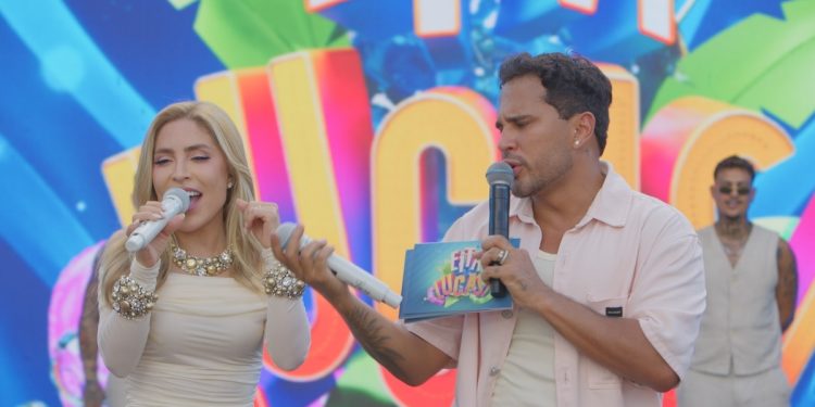 Manu Bahtidão surpreende Lucas Guimarães com presente personalizado no “Eita Lucas!” deste sábado Manu Bahtidão surpreende Lucas Guimarães com presente personalizado no “Eita Lucas!” deste sábado