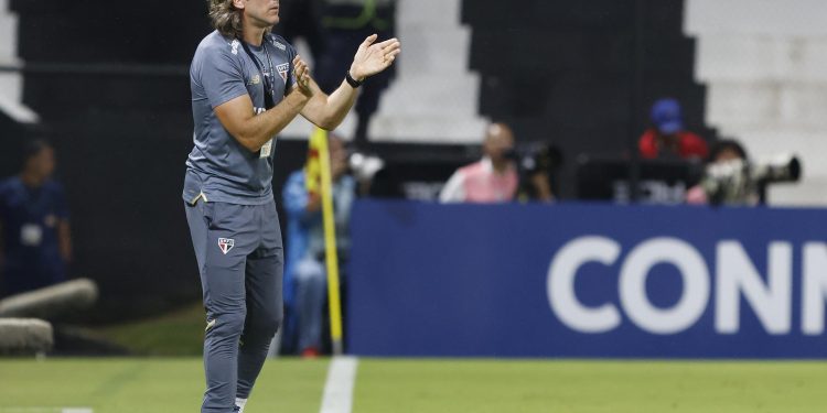 São Paulo F.C. – Zubeldía celebra triunfo fora de casa 