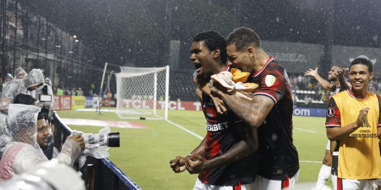São Paulo F.C. – No Paraguai, São Paulo vence o Libertad-PAR pela CONMEBOL Libertadores