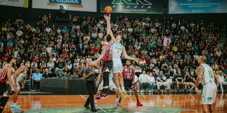 São Paulo F.C. – Pelo segundo jogo das quartas de final do NBB, Basquete Tricolor perde para o Bauru São Paulo F.C. – Pelo segundo jogo das quartas de final do NBB, Basquete Tricolor perde para o Bauru