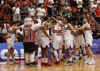 São Paulo F.C. – Basquete Tricolor é superado pelo Bauru no jogo 1 das quartas de final do NBB