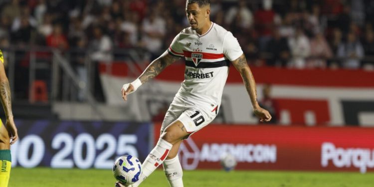 São Paulo F.C. – Luciano comenta revés e destaca a importância do torcedor São Paulo F.C. – Luciano comenta revés e destaca a importância do torcedor