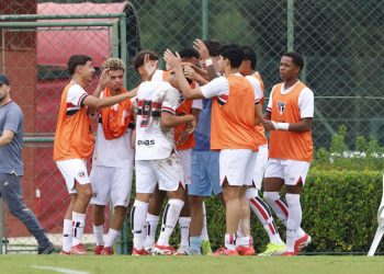 São Paulo F.C. – Sub-17 vence Oeste pelo Campeonato Paulista; Sub-15 empata