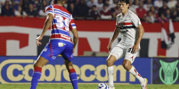 São Paulo F.C. – No MorumBIS, São Paulo empata com o Fortaleza pelo Brasileiro São Paulo F.C. – No MorumBIS, São Paulo empata com o Fortaleza pelo Brasileiro