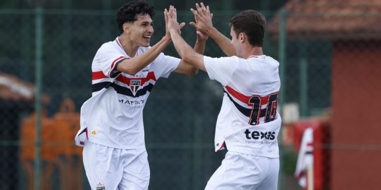 São Paulo F.C. – São Paulo goleia AA Flamengo por 4 a 0 pelo Paulista Sub-20
