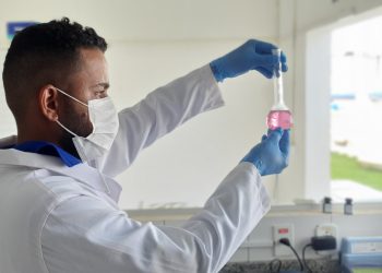 Águas de Ariquemes assegura qualidade da água tratada em meio a alerta sobre contaminação de poços