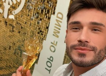 Lucas Viana é eleito o Melhor Influenciador Fitness do Mundo no Top Of Mind International Dubai 2025