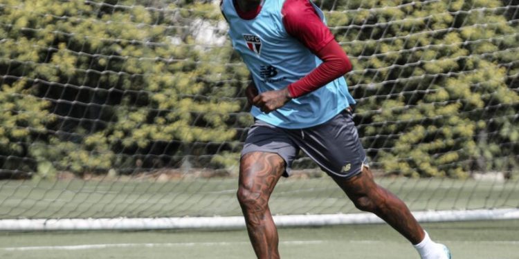 São Paulo F.C. – São Paulo treina no CT da Barra Funda antes de viajar para Lima São Paulo F.C. – São Paulo treina no CT da Barra Funda antes de viajar para Lima
