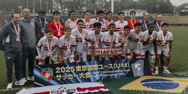 São Paulo F.C. – Sub-14 é tricampeão do Tokyo International Youth Football São Paulo F.C. – Sub-14 é tricampeão do Tokyo International Youth Football
