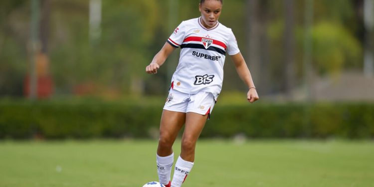 São Paulo F.C. – Dudinha e Kaká são convocadas para defender a Seleção Brasileira na Copa América Feminina São Paulo F.C. – Dudinha e Kaká são convocadas para defender a Seleção Brasileira na Copa América Feminina