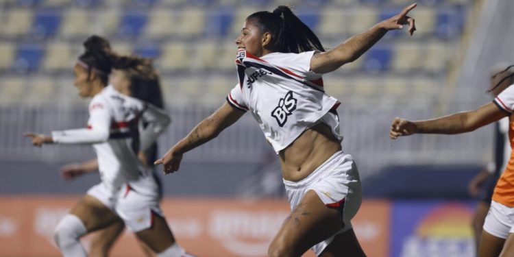 São Paulo F.C. – De virada, São Paulo vence Corinthians pelo Paulistão Feminino São Paulo F.C. – De virada, São Paulo vence Corinthians pelo Paulistão Feminino