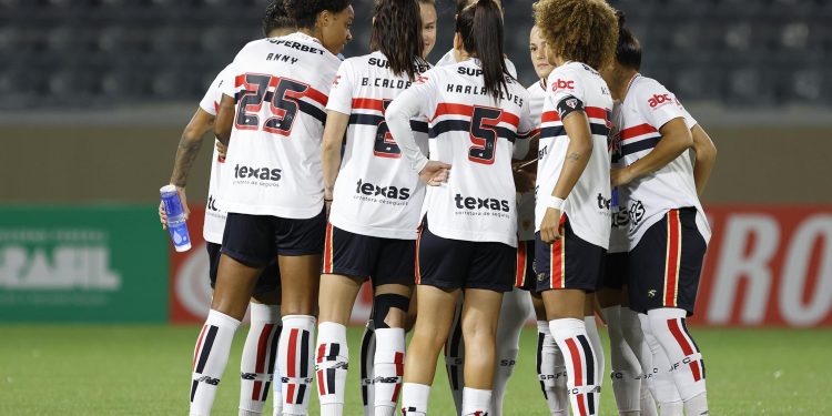 São Paulo F.C. – Em Barueri, São Paulo sofre revés para o Palmeiras pelo Paulistão São Paulo F.C. – Em Barueri, São Paulo sofre revés para o Palmeiras pelo Paulistão