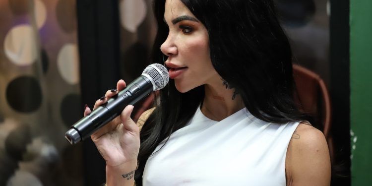 TransTalker estreia com café da manhã e provoca debate necessário sobre a empregabilidade de pessoas trans