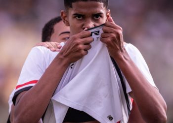 São Paulo vence XV de Jaú fora e mantém liderança no Paulista Sub-20