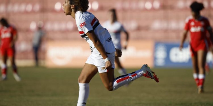 São Paulo F.C. – São Paulo vence o Internacional pelo Campeonato Brasileiro Feminino