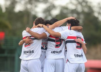 São Paulo F.C. – Sub-15 e Sub-17 vencem na estreia da 2ª fase do Paulista São Paulo F.C. – Sub-15 e Sub-17 vencem na estreia da 2ª fase do Paulista