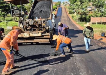 Governo de RO asfalta mais de 2 km de ruas e impulsiona o desenvolvimento em Santa Luzia d’Oeste