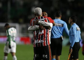 São Paulo F.C. – Luciano e Ferreira festejam triunfo e dividem méritos por gol com Marcos Antonio