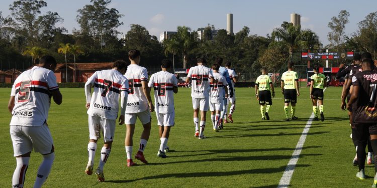 São Paulo F.C. – Sub-19 é superado na Copa New Balance São Paulo F.C. – Sub-19 é superado na Copa New Balance