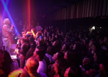 SP: Supla canta Beatles em noite inesquecível no Kia Ora