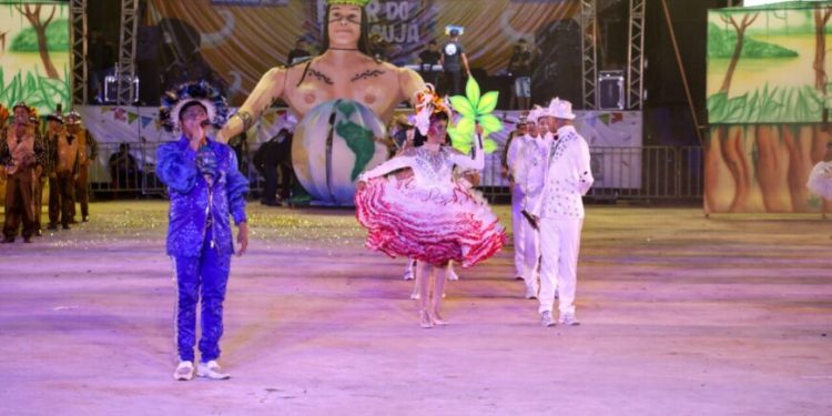 Nova Junina do Orgulho promete emocionar com tema “O Sonho de um Vaqueiro” no Arraial Flor do Maracujá Nova Junina do Orgulho promete emocionar com tema “O Sonho de um Vaqueiro” no Arraial Flor do Maracujá