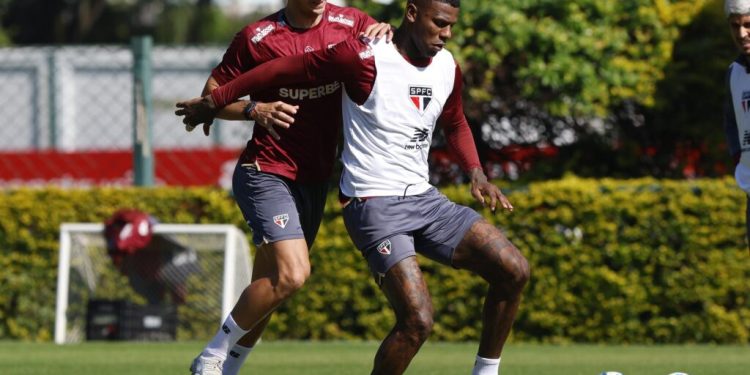 São Paulo F.C. – Elenco segue com os preparativos para a retomada do Brasileirão São Paulo F.C. – Elenco segue com os preparativos para a retomada do Brasileirão
