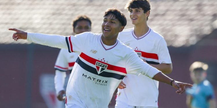 São Paulo F.C. – Sub-15 vence Ibrachina pelo Paulista; Sub-17 empata com o RB Bragantino São Paulo F.C. – Sub-15 vence Ibrachina pelo Paulista; Sub-17 empata com o RB Bragantino