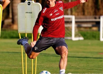 São Paulo F.C. – Tricolor treina em Medellín, e Calleri corre pela primeira vez no gramado