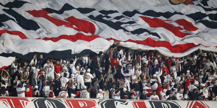 São Paulo F.C. – Tricolor recebe o Vitória pelo Brasileirão São Paulo F.C. – Tricolor recebe o Vitória pelo Brasileirão