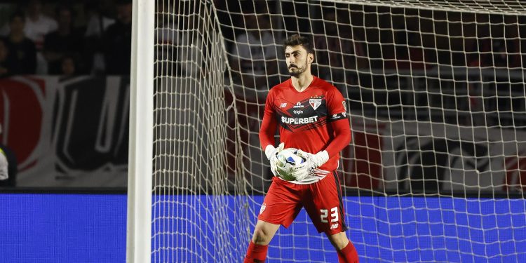 São Paulo F.C. – Rafael celebra classificação para as quartas de final da CONMEBOL Libertadores e destaca apoio da #TorcidaQueConduz São Paulo F.C. – Rafael celebra classificação para as quartas de final da CONMEBOL Libertadores e destaca apoio da #TorcidaQueConduz