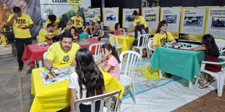 Ação de educação para o trânsito conscientiza visitantes durante Arraial Flor do Maracujá Ação de educação para o trânsito conscientiza visitantes durante Arraial Flor do Maracujá