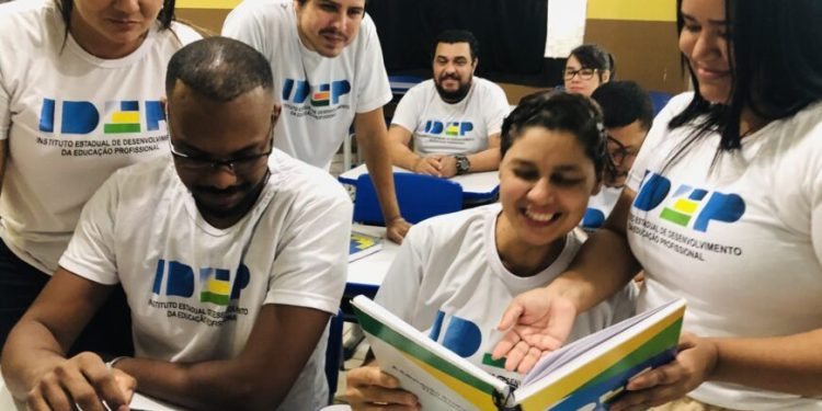 Inscrições para cursos profissionalizantes presenciais seguem até esta quarta-feira, 13, em Porto Velho Inscrições para cursos profissionalizantes presenciais seguem até esta quarta-feira, 13, em Porto Velho