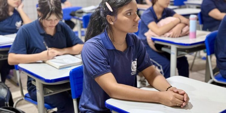Governo de RO avança em obras, reformas e valorização profissional na educação estadual