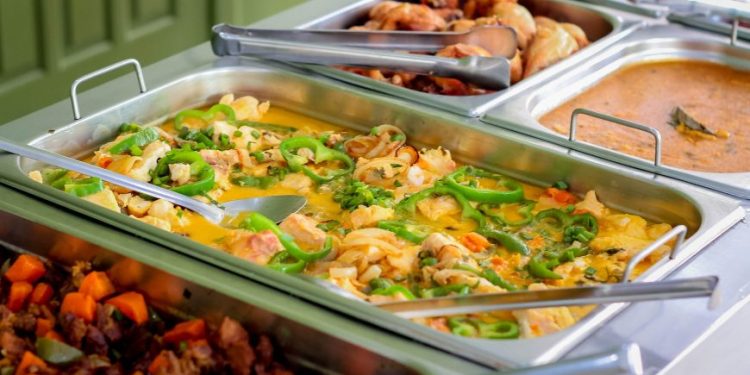 Governo de RO reduz carga tributária ao ramo de alimentação e bebidas e garante fôlego ao setor Governo de RO reduz carga tributária ao ramo de alimentação e bebidas e garante fôlego ao setor
