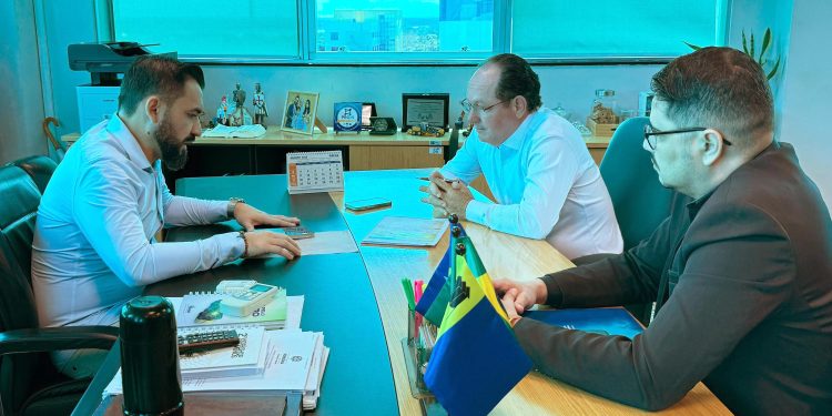 Deputado Pedro Fernandes garante avanços em obras viárias que beneficiam Cujubim, Machadinho e Ariquemes