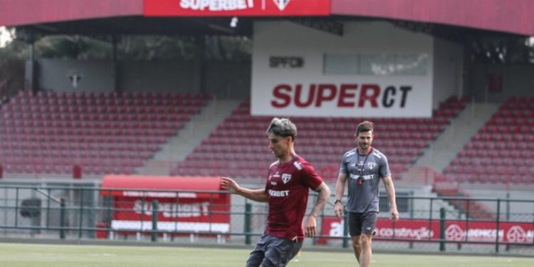 São Paulo F.C. – Tricolor se reapresenta de olho em duelo com Atlético-MG