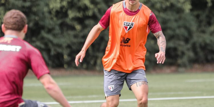 São Paulo F.C. – Após vitória em Porto Alegre, Tricolor se prepara para decisão em Curitiba