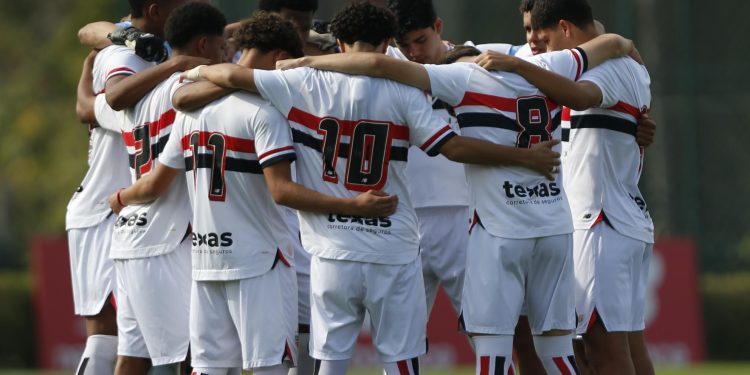 São Paulo F.C. – São Paulo empata com o Vasco pelo Brasileiro Sub-17 São Paulo F.C. – São Paulo empata com o Vasco pelo Brasileiro Sub-17