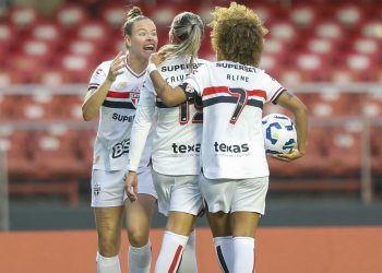 São Paulo F.C. – No MorumBIS, São Paulo vence a Ferroviária nos pênaltis e avança à semifinal do Brasileiro Feminino 