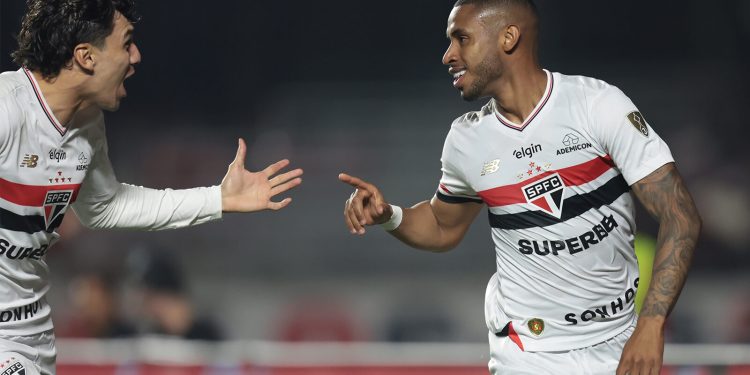 São Paulo F.C. – Notas históricas após São Paulo 1 (4) x (3) 1 Atlético Nacional São Paulo F.C. – Notas históricas após São Paulo 1 (4) x (3) 1 Atlético Nacional