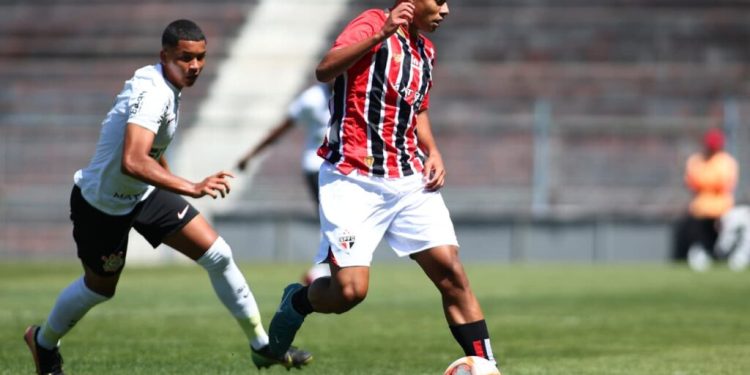 São Paulo F.C. – Sub-17 vence Majestoso pelo Paulista; Sub-15 goleia o Mirassol