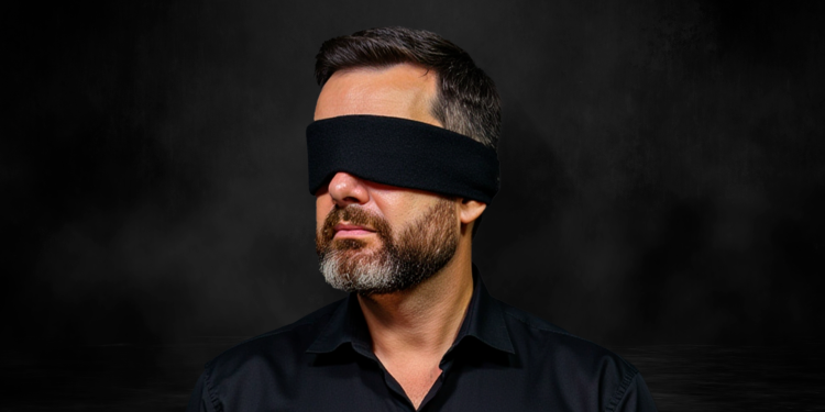O verdadeiro diagnóstico político despreza elogios e críticas para ver a realidade como ela é O verdadeiro diagnóstico político despreza elogios e críticas para ver a realidade como ela é