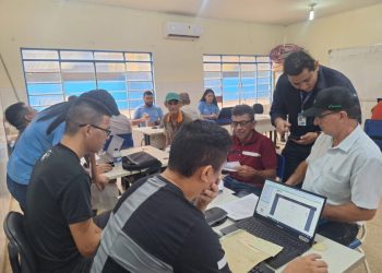Governo de RO amplia política de regularização fundiária com entrega de títulos rurais em Nova Brasilândia d’Oeste Governo de RO amplia política de regularização fundiária com entrega de títulos rurais em Nova Brasilândia d’Oeste