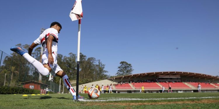 São Paulo F.C. – Em casa, Sub-17 vence Majestoso pelo Paulista São Paulo F.C. – Em casa, Sub-17 vence Majestoso pelo Paulista
