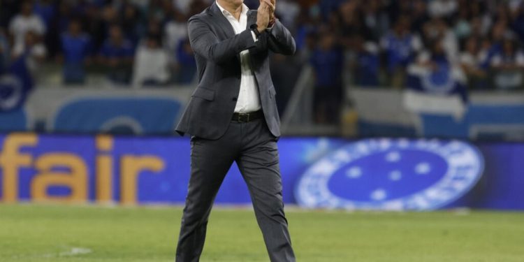 São Paulo F.C. – Crespo analisa partida e fala sobre sequência da temporada São Paulo F.C. – Crespo analisa partida e fala sobre sequência da temporada