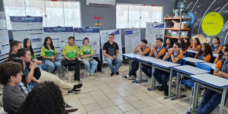 Feira de Ciência, Tecnologia e Inovação fortalece o ensino e a pesquisa em escola de Porto Velho Feira de Ciência, Tecnologia e Inovação fortalece o ensino e a pesquisa em escola de Porto Velho