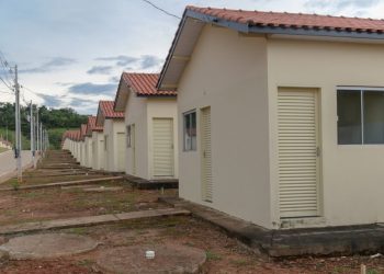 Governo de RO convoca candidatos para análise financeira do Programa Habitacional Meu Sonho, em Porto Velho e Ji-Paraná Governo de RO convoca candidatos para análise financeira do Programa Habitacional Meu Sonho, em Porto Velho e Ji-Paraná