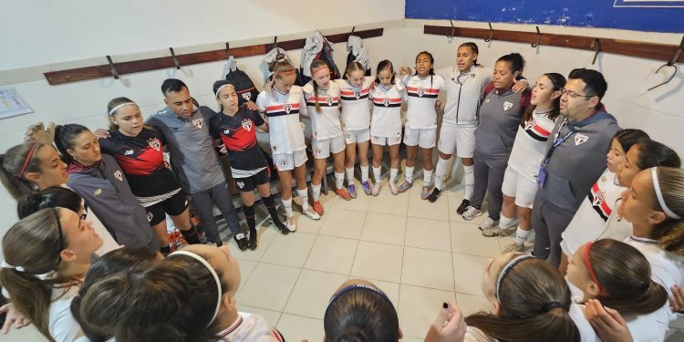 São Paulo F.C. – São Paulo empata com o Liga de Santander na Fiesta CONMEBOL Evolución Feminina Sub-14 São Paulo F.C. – São Paulo empata com o Liga de Santander na Fiesta CONMEBOL Evolución Feminina Sub-14