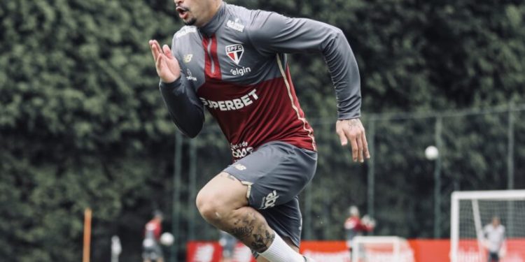 São Paulo F.C. – São Paulo dá continuidade à preparação para encarar a LDU São Paulo F.C. – São Paulo dá continuidade à preparação para encarar a LDU
