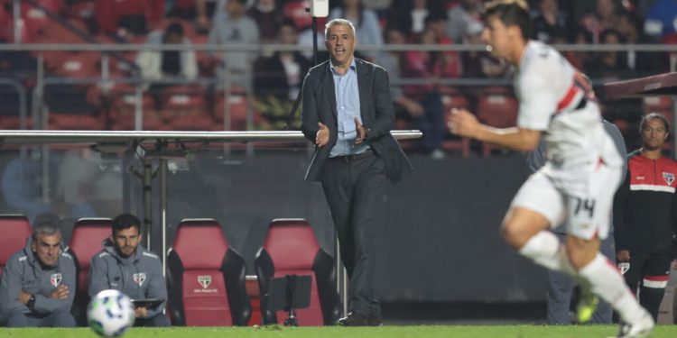 São Paulo F.C. – Crespo destaca união do elenco após vitória no MorumBIS